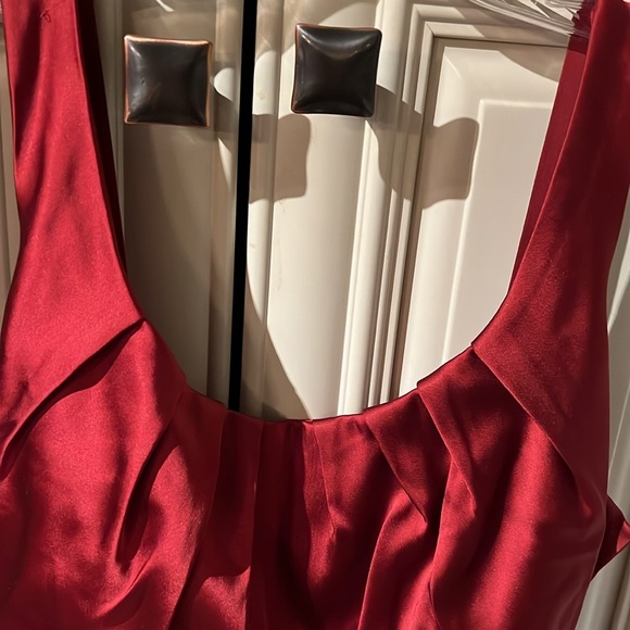 Suzy Chin for Maggy Boutique red satin dress - Picture 3 of 6